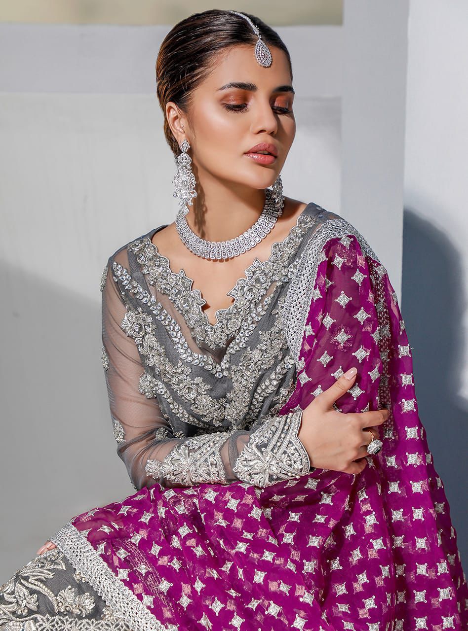 ZAINAB CHOTANI organza embroidered & sequence unstiched 3pc✓